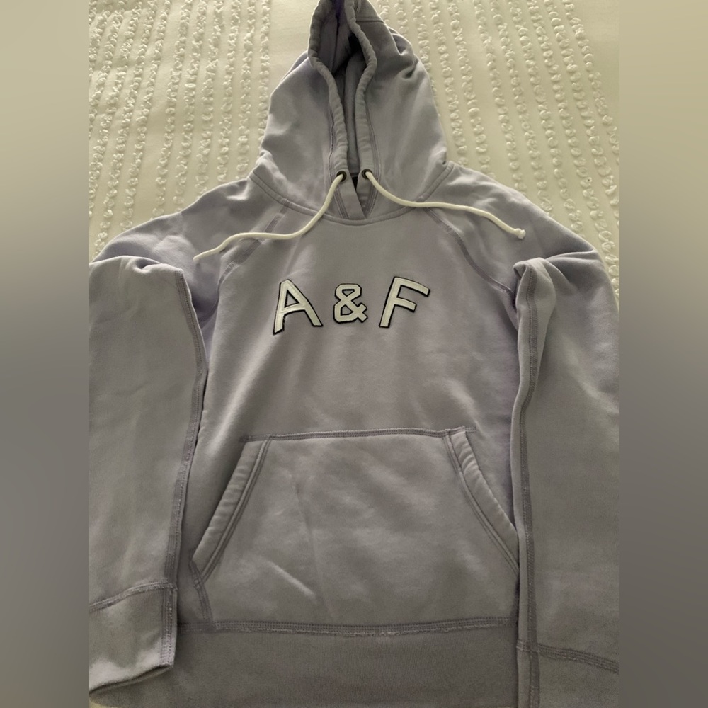 Abercrombie & Fitch Light Lavender Sweatshirt Hoodie Size Medium Like New